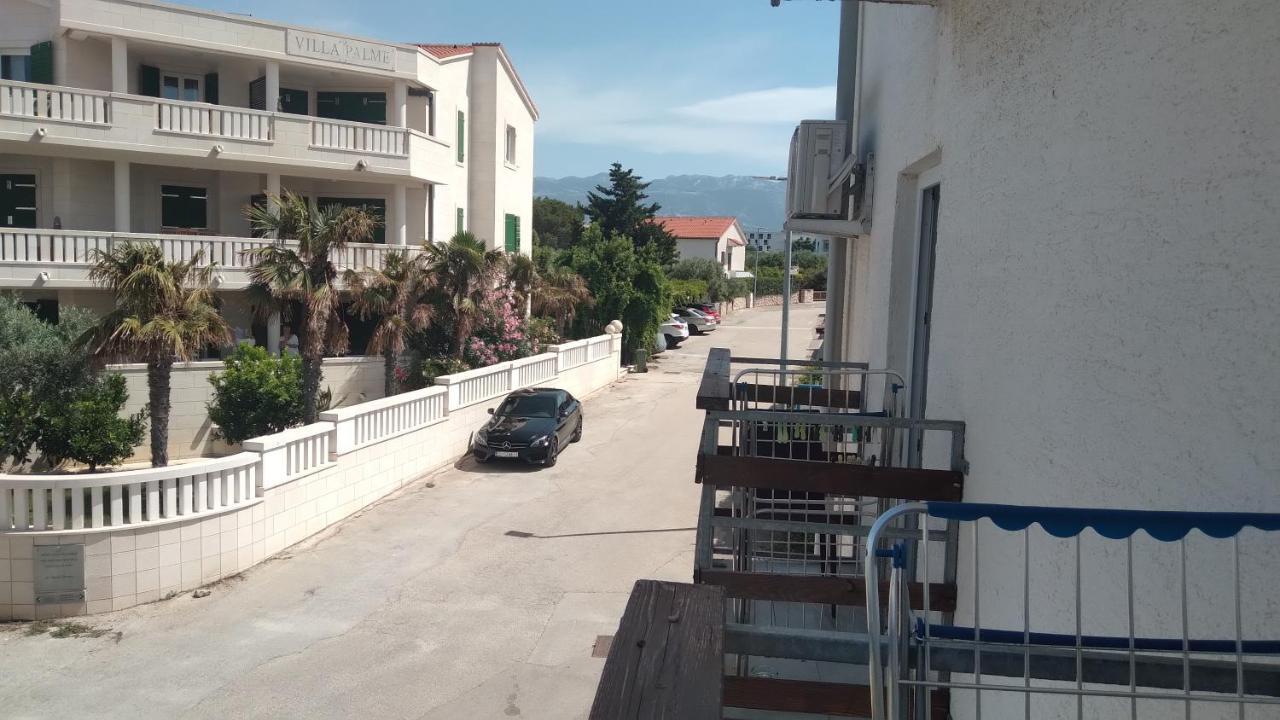 Apartmani "Lorenzo" Novalja Kültér fotó