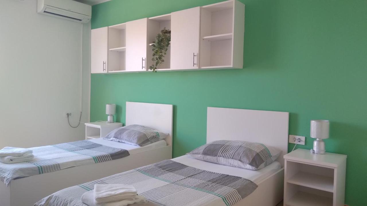 Apartmani "Lorenzo" Novalja Kültér fotó